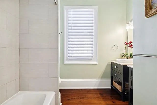 808 Lyons St — Photo 12