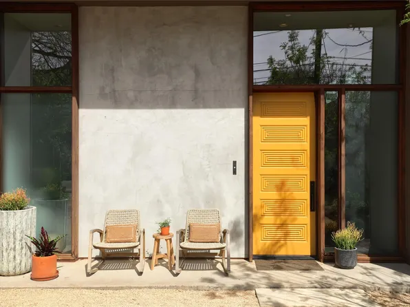 2412 E 9th St, Austin, TX 78702