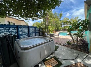 425 NE 20th St, Boca Raton, FL 33431