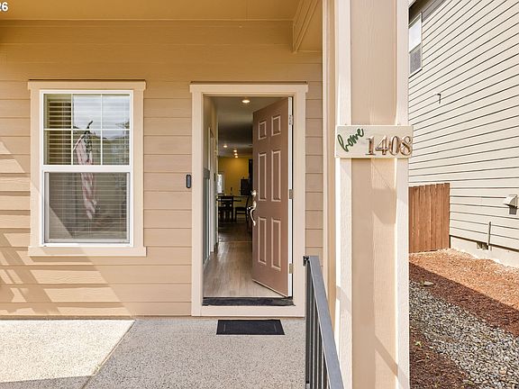 2nd image of 1408 W 16th Ave