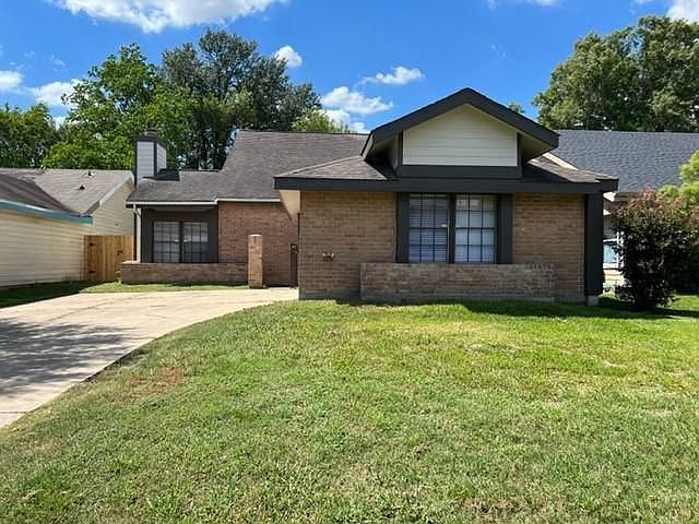 1st image of 1807 Foxlake Dr