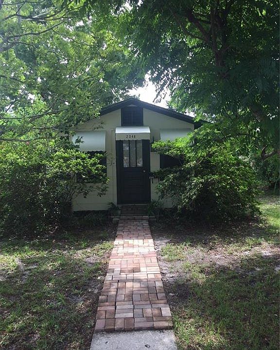 1st image of 2346 15th Ave