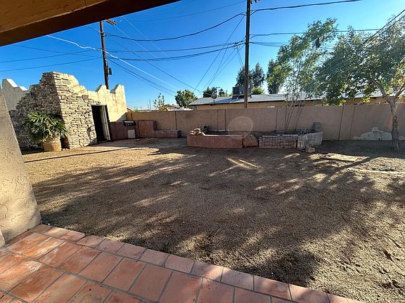5th image of 1605 W Sahuaro Dr