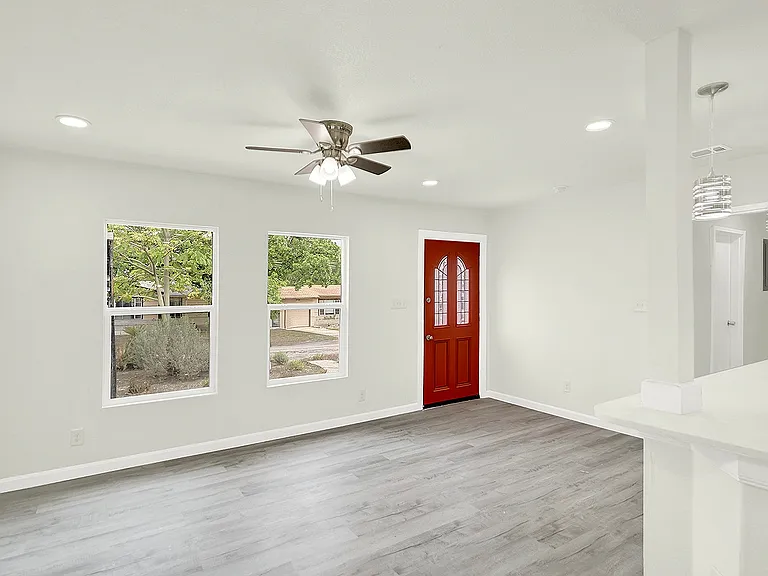 630 Sumner Dr — Photo 6