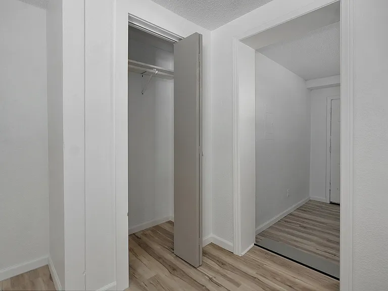 21 Larue St. Apartments — Photo 33