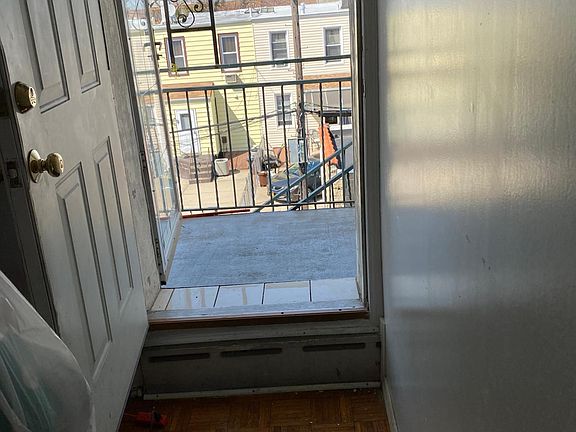 2nd image of 6203 Eliot Ave Floor 2