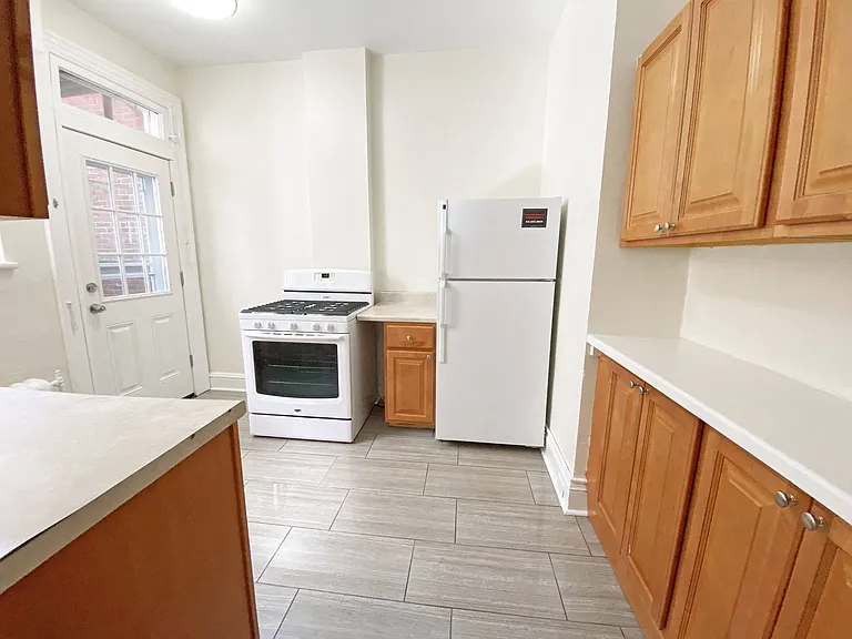 5610 Elmer St — Photo 21