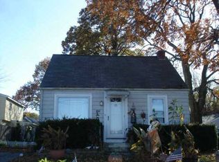 220 Airport Rd, Warwick, RI 02889