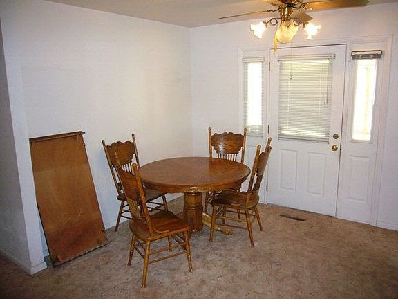 3rd image of 58 Loyola Ln