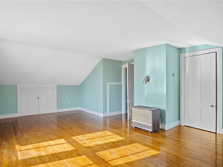 49 Elm St #3 — Photo 2