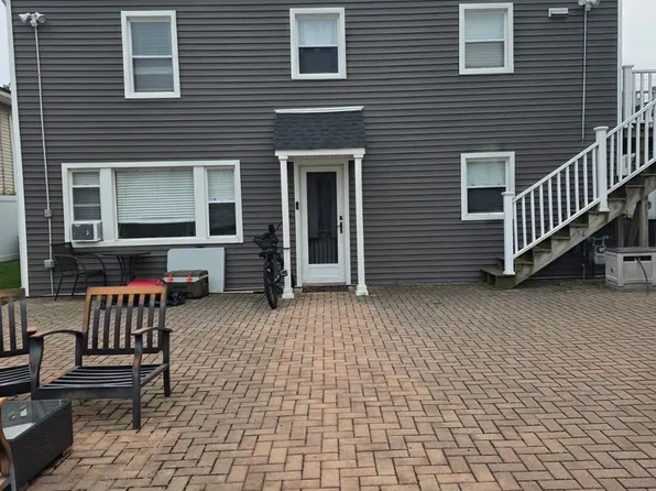 (undisclosed Address), Island Park, NY 11558