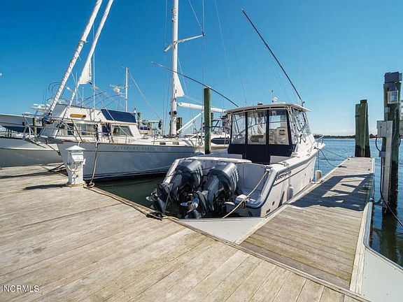 4th image of 100 Olde Towne Yacht Club Dr #B-11