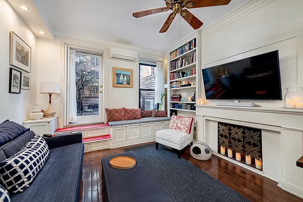 Sold by Compass | media 20