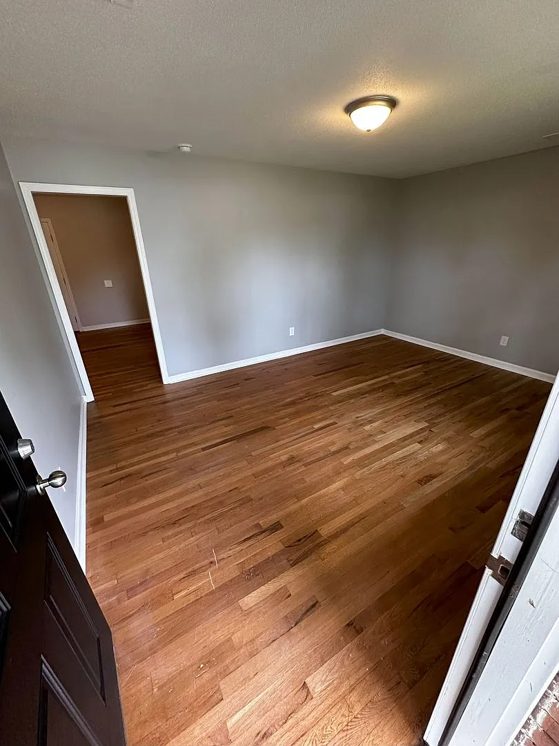 3 Bedroom 1 Bath Home — Photo 4