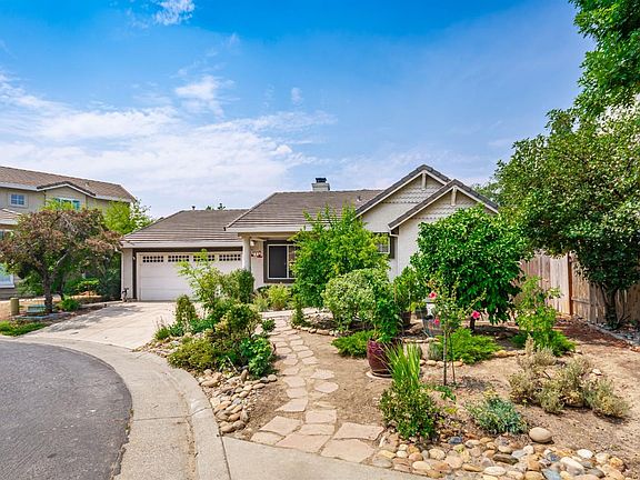 4th image of 28 Feather River Ct