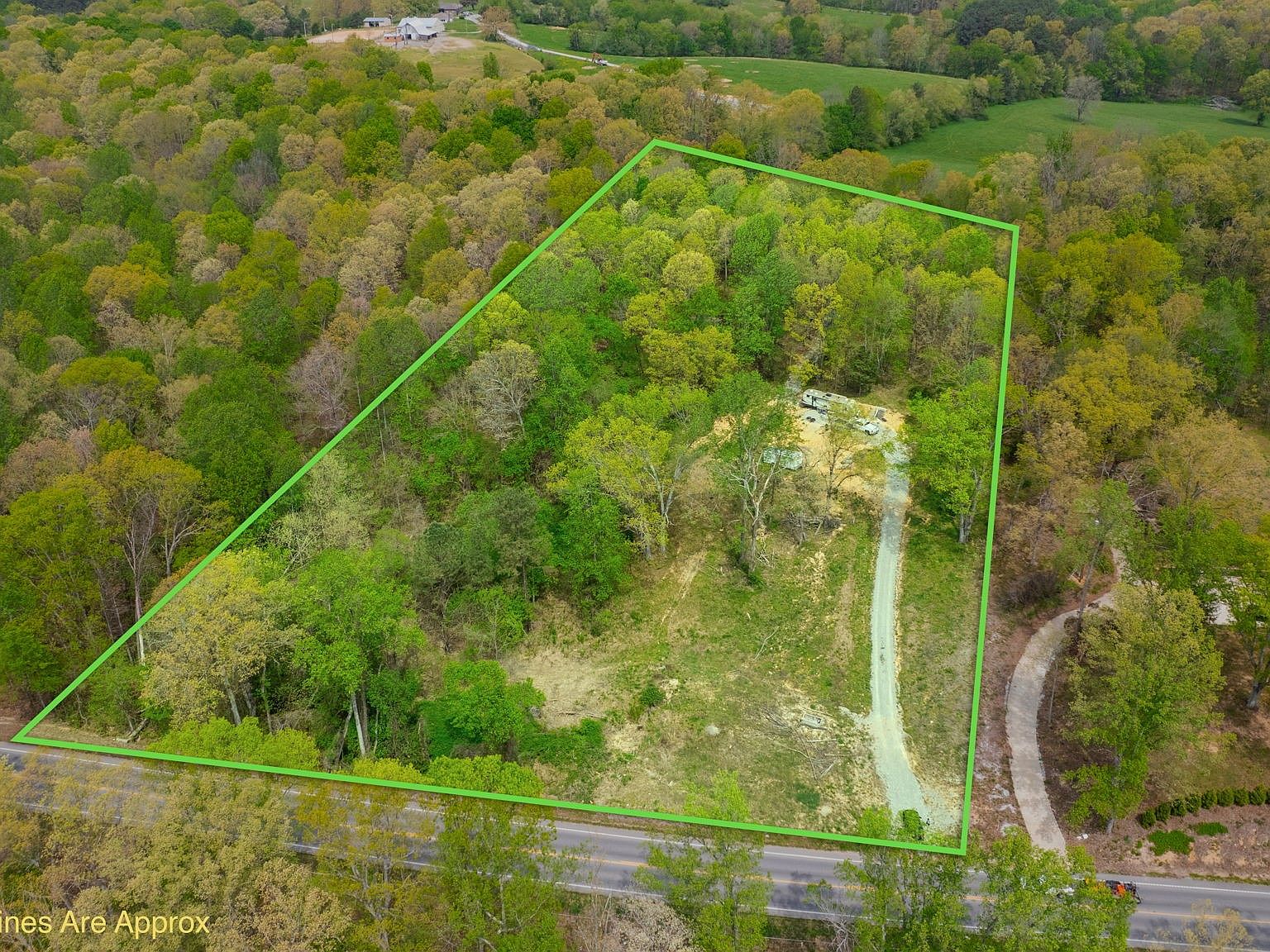 7569 Highway 100, Bon Aqua, TN 37025 | Zillow