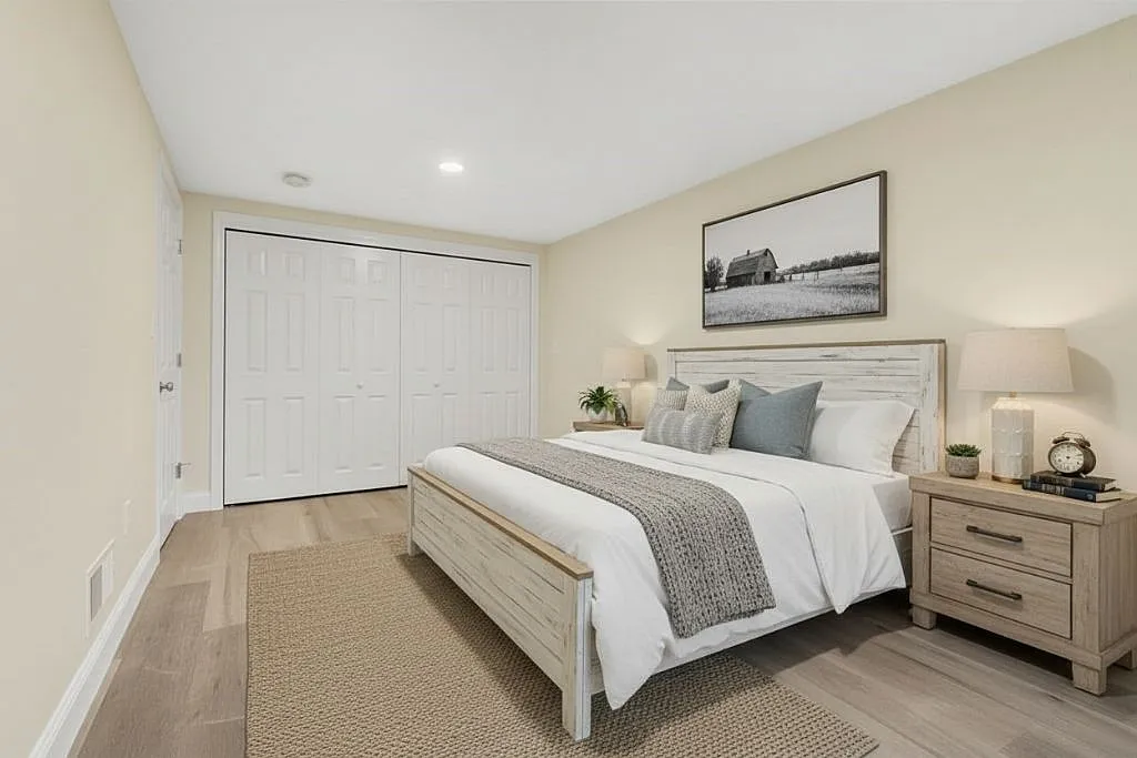 3 bed, 2.5 bath, 2143 sqft, $3,400 — Photo 3