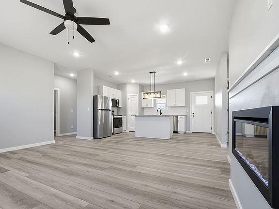 2nd image of 45 Whitley Ln