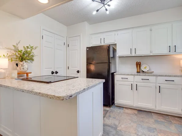 5510 Country Dr APT 84, Nashville, TN 37211