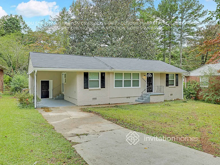2284 Headland Dr — Photo 2
