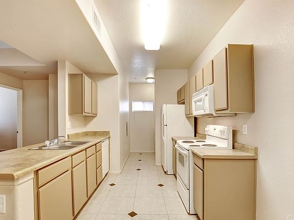 4th image of 24909 Madison Ave Unit 2313