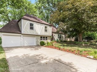 3410 Locust St, West Des Moines, IA 50265