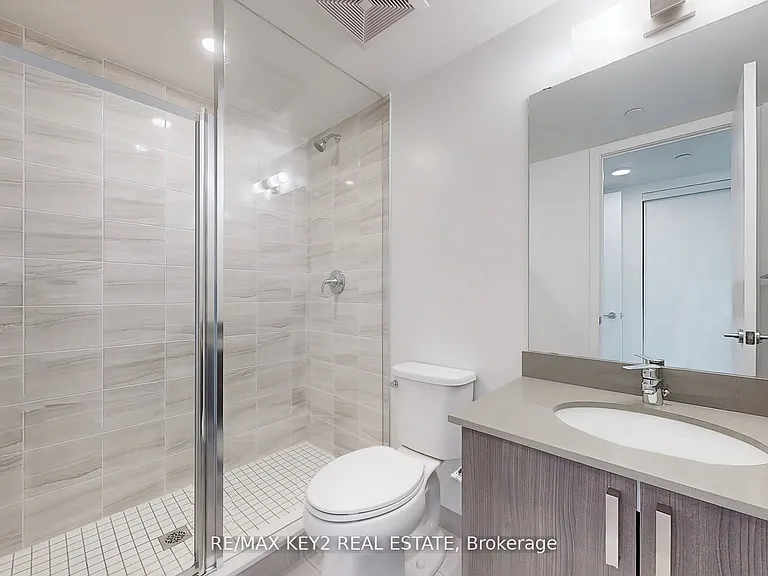 556 Marlee Ave #425 — Photo 16
