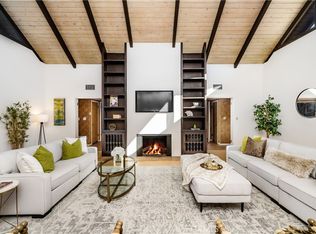 5061 Chicopee Ave, Encino, CA 91316