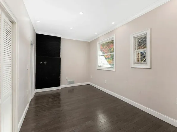 385 Fairmount Avenue image 13 of 25