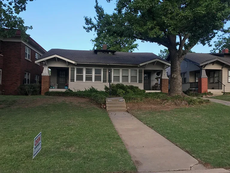 2914 N Hudson Ave — Photo 16