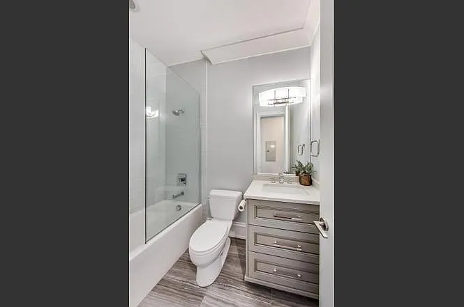 720 W Aldine Ave #4E — Photo 13