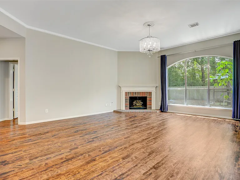 35 Tranquil Glade Pl — Photo 9