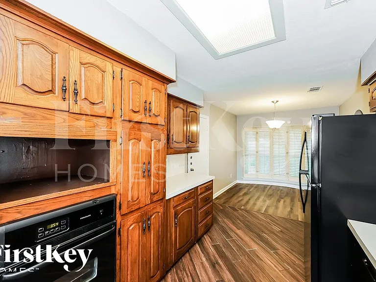 3944 Misty Meadow Dr — Photo 7