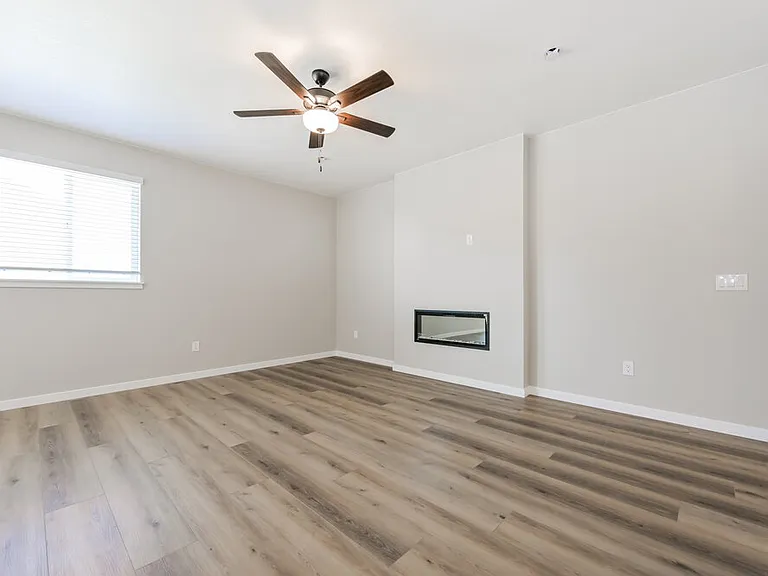 17940 E 94th Ave — Photo 5