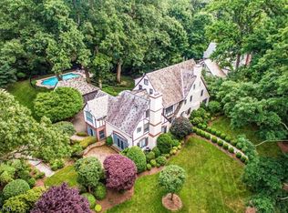 16 Wayside Pl, Montclair, NJ 07042
