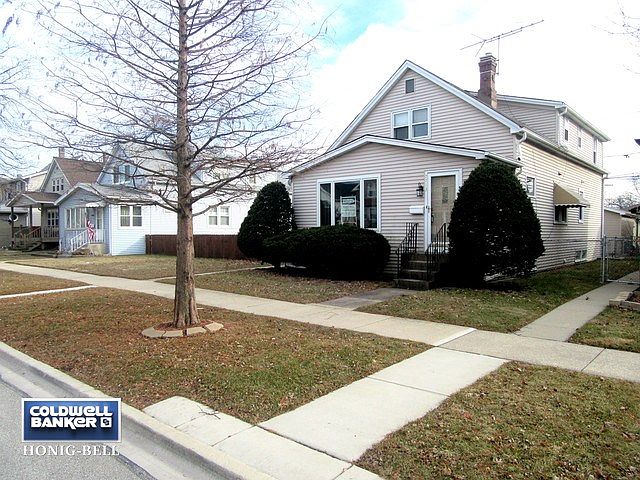 1st image of 7713 W 65th Pl