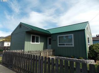 1406 Doborout St, Myrtle Point, OR 97458