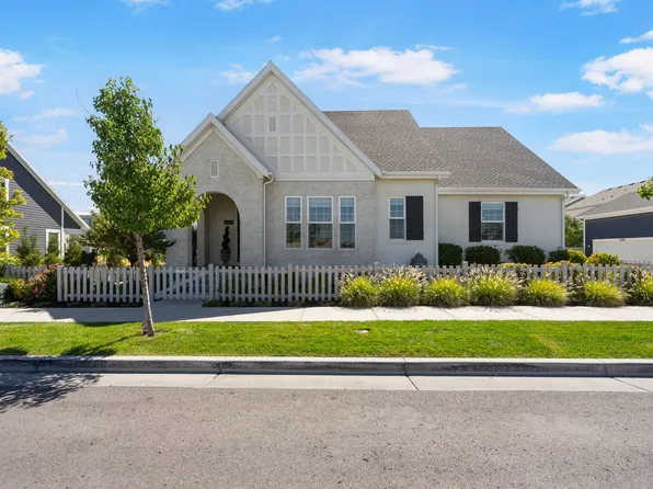 6373 W Moon Valley Dr, South Jordan, UT 84009