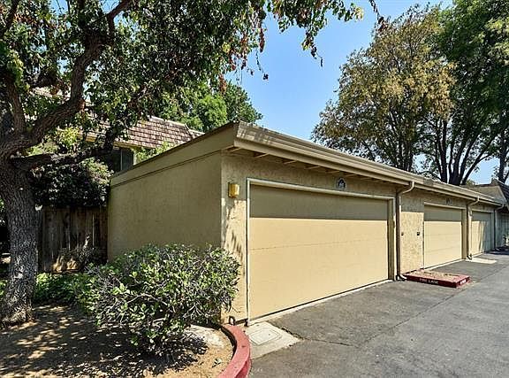 5th image of 4717 Canyon River Ct