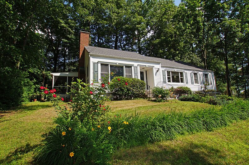 1st image of 84 Yacht Club Dr
