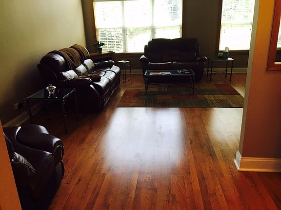4th image of 1535 Brittania Way
