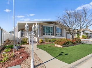 26081 Queen Palm Dr, Homeland, CA 92548
