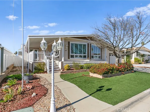 26081 Queen Palm Dr, Homeland, CA 92548