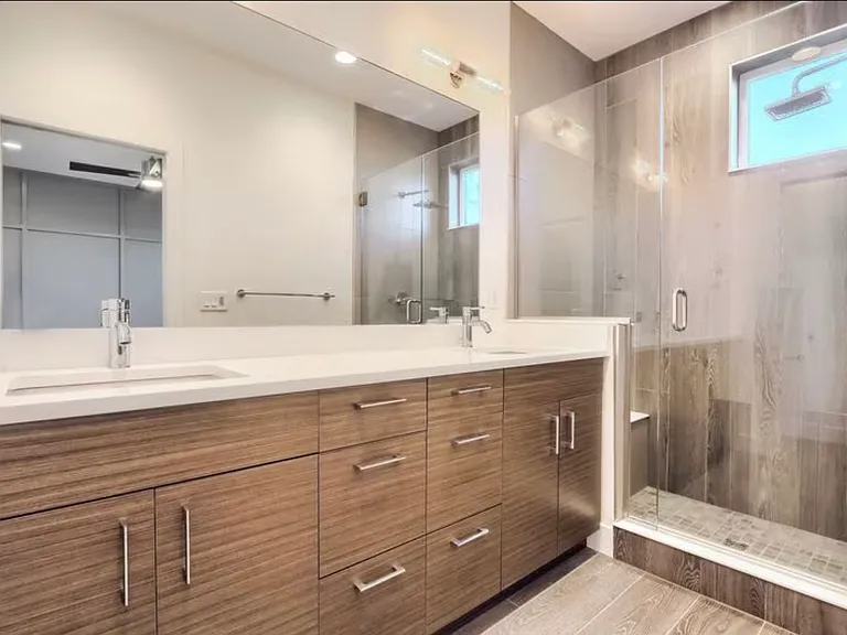5469 S Curtice St #H — Photo 15
