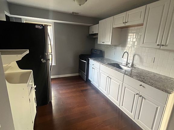 4th image of 28 Prospect St