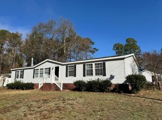 1605 Rowland Dr, Summerton, SC 29148