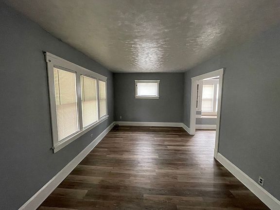 3rd image of 2805 Tampa Ave