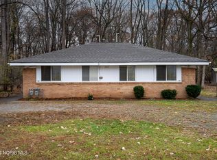5942 Cushman Rd, Sylvania, OH 43560
