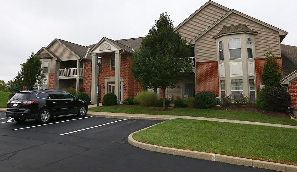 1st image of 8033 Pinnacle Point Dr APT 102