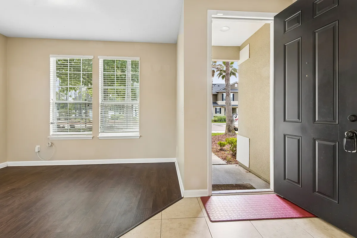 Building Photo - 4220 Plantation Oaks Blvd #2016-1